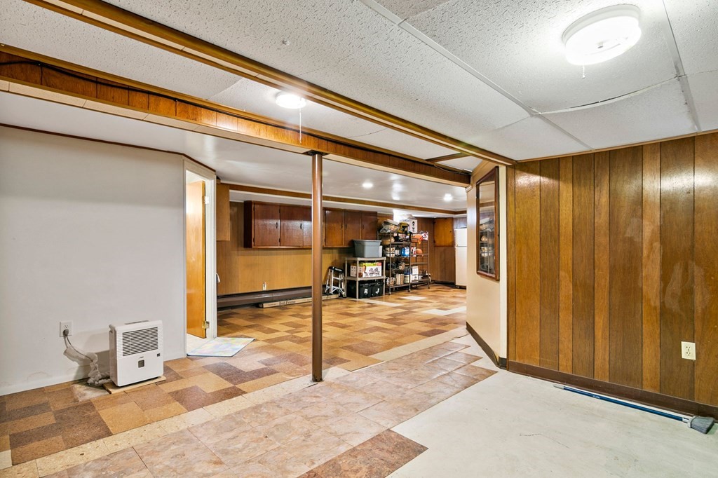 71 Gresham Street Springfield, MA 01119 - Photo 30 of 38