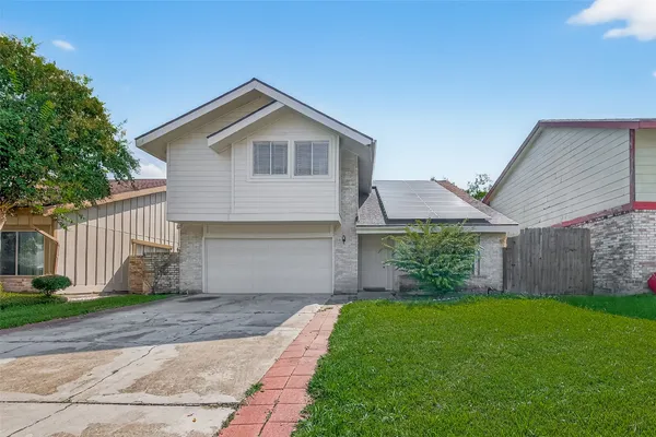 $2,300 | 7711 Del Glen Lane, Houston, TX 77072