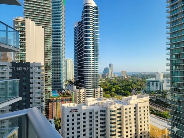 $2,400 | 1100 South Miami Avenue, Unit 2305, Miami, FL 33130