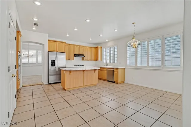 $2,615 | 54 Ancient Hills Lane, Henderson, NV 89074