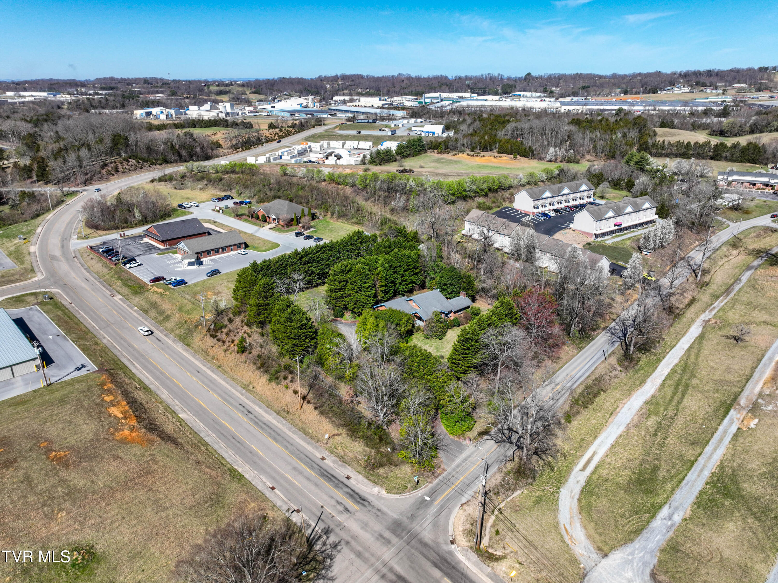 415 Fairgrounds Road Greeneville, TN 37745 - Photo 2 of 68 2