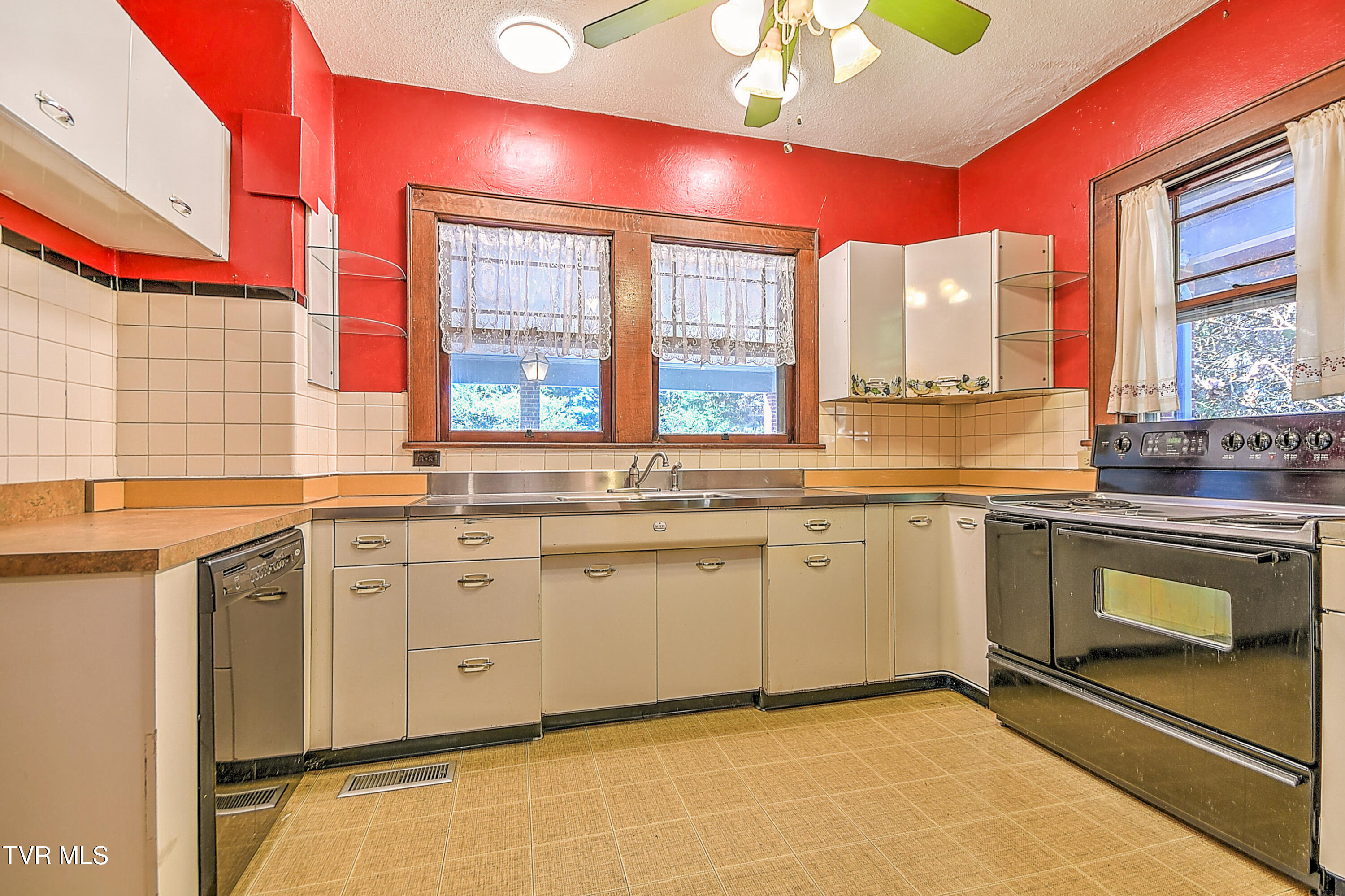 415 Fairgrounds Road Greeneville, TN 37745 - Photo 26 of 68 26