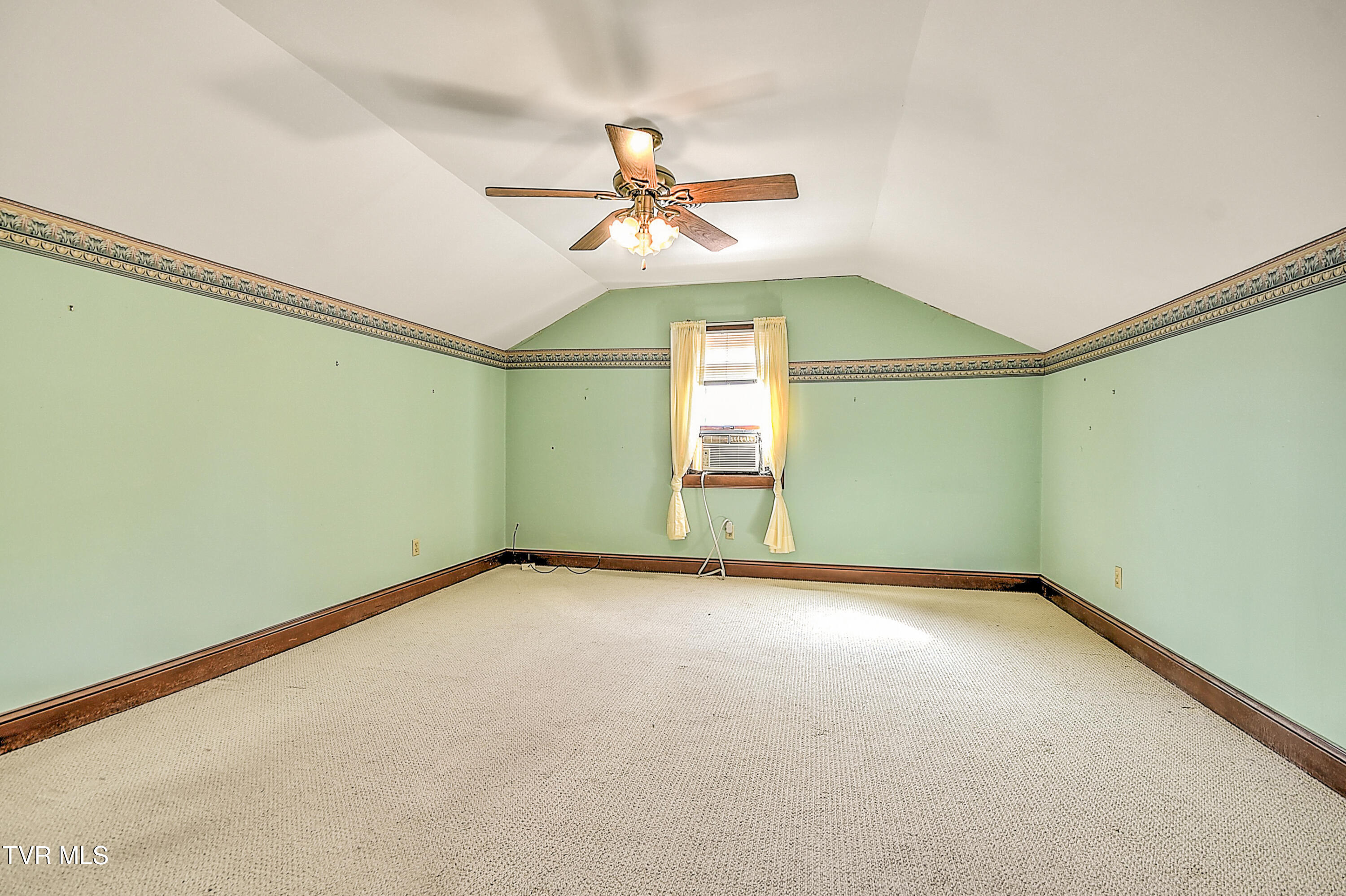 415 Fairgrounds Road Greeneville, TN 37745 - Photo 39 of 68 39