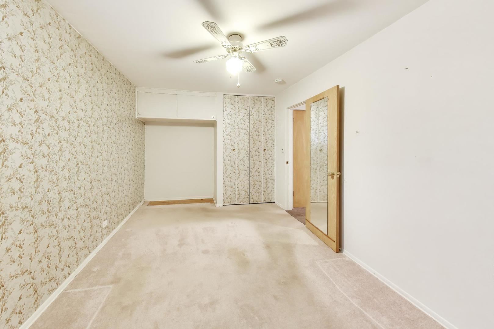 920 Pleasant Avenue Addison, IL 60101 - Photo 18 of 32