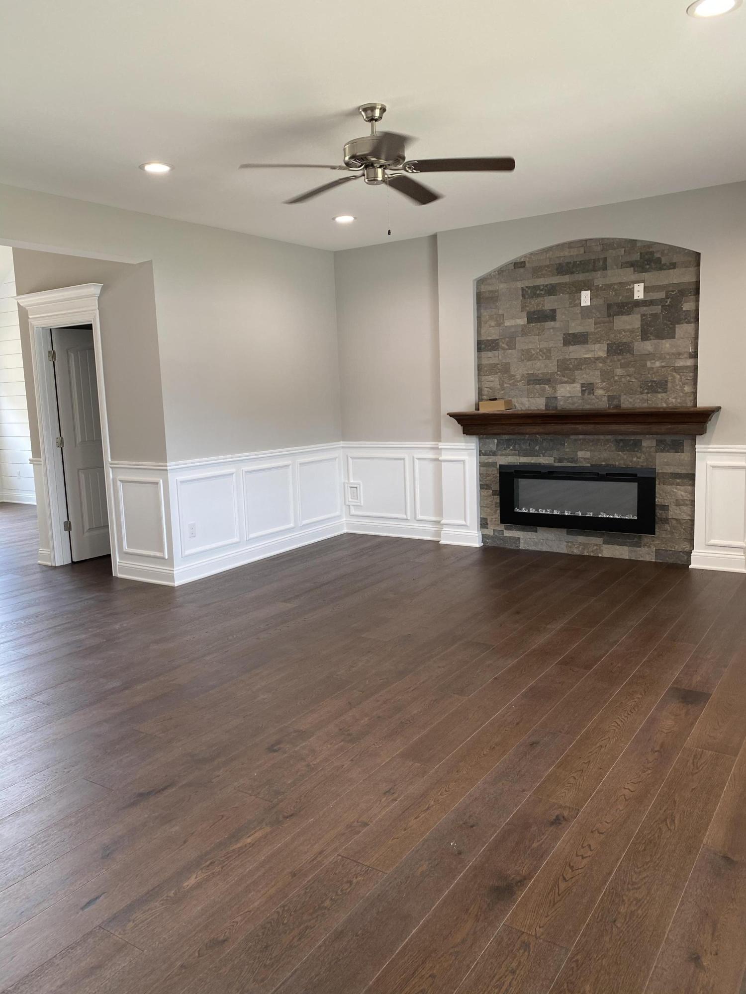 52 Lake Ridge Road Somerset, KY 42503 - Photo 6 of 24 5EE34FD8-4589-4C12-9591-8FEB9B5CA79B<|><