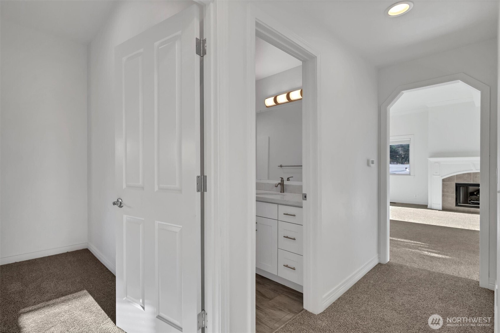 6230 South Langston Road Seattle, WA 98178 - Photo 14 of 37 Gallery Image 14