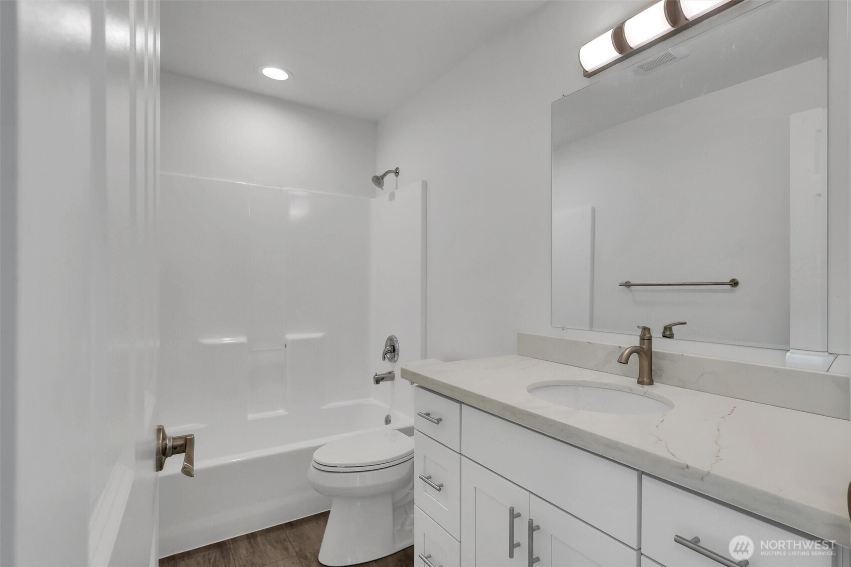 6230 South Langston Road Seattle, WA 98178 - Photo 15 of 37 Gallery Image 15