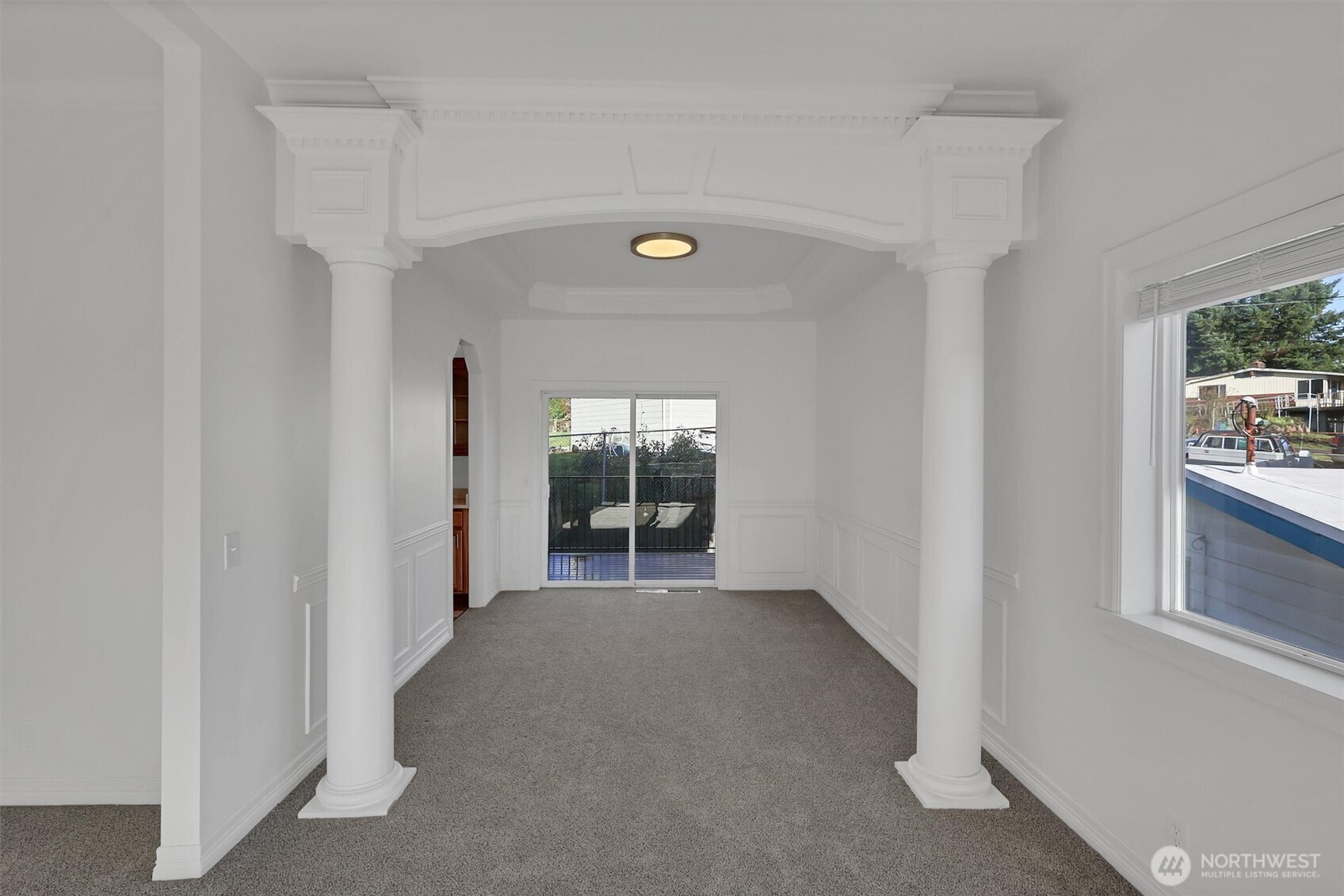 6230 South Langston Road Seattle, WA 98178 - Photo 8 of 37 Gallery Image 8