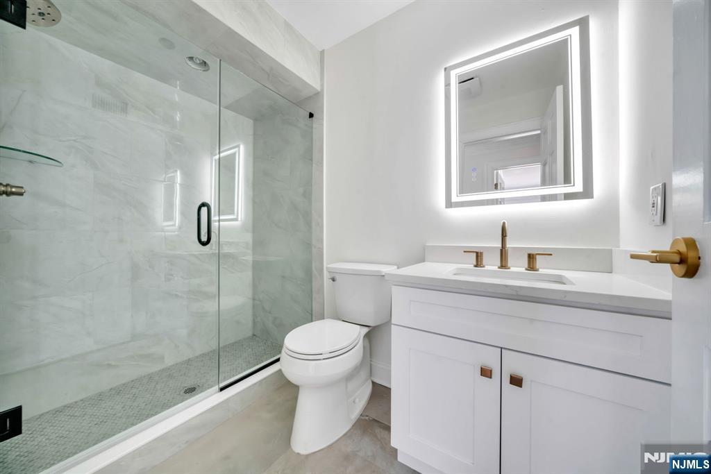 853 Shadow Ridge Road Franklin Lakes, NJ 07417 - Photo 6 of 50