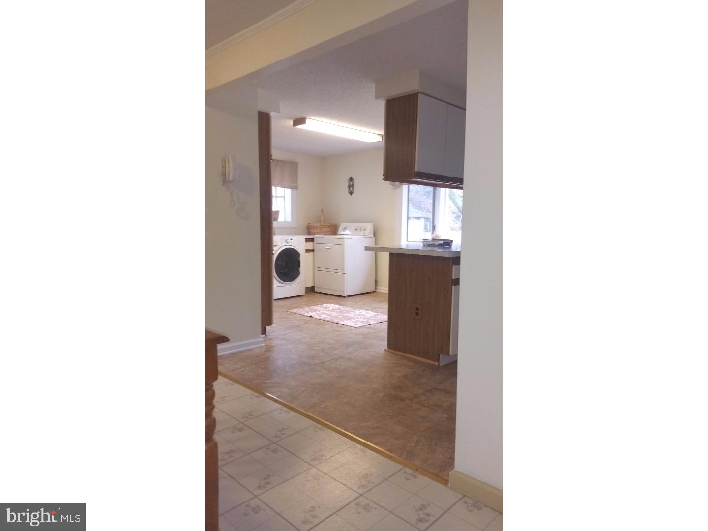 175 Swedesboro Road Gibbstown, NJ 08027 - Photo 11 of 23 Kitchen
