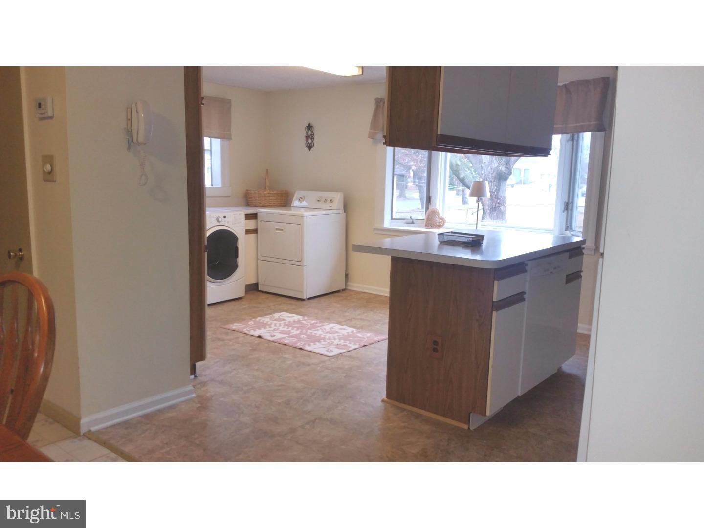 175 Swedesboro Road Gibbstown, NJ 08027 - Photo 10 of 23 Kitchen