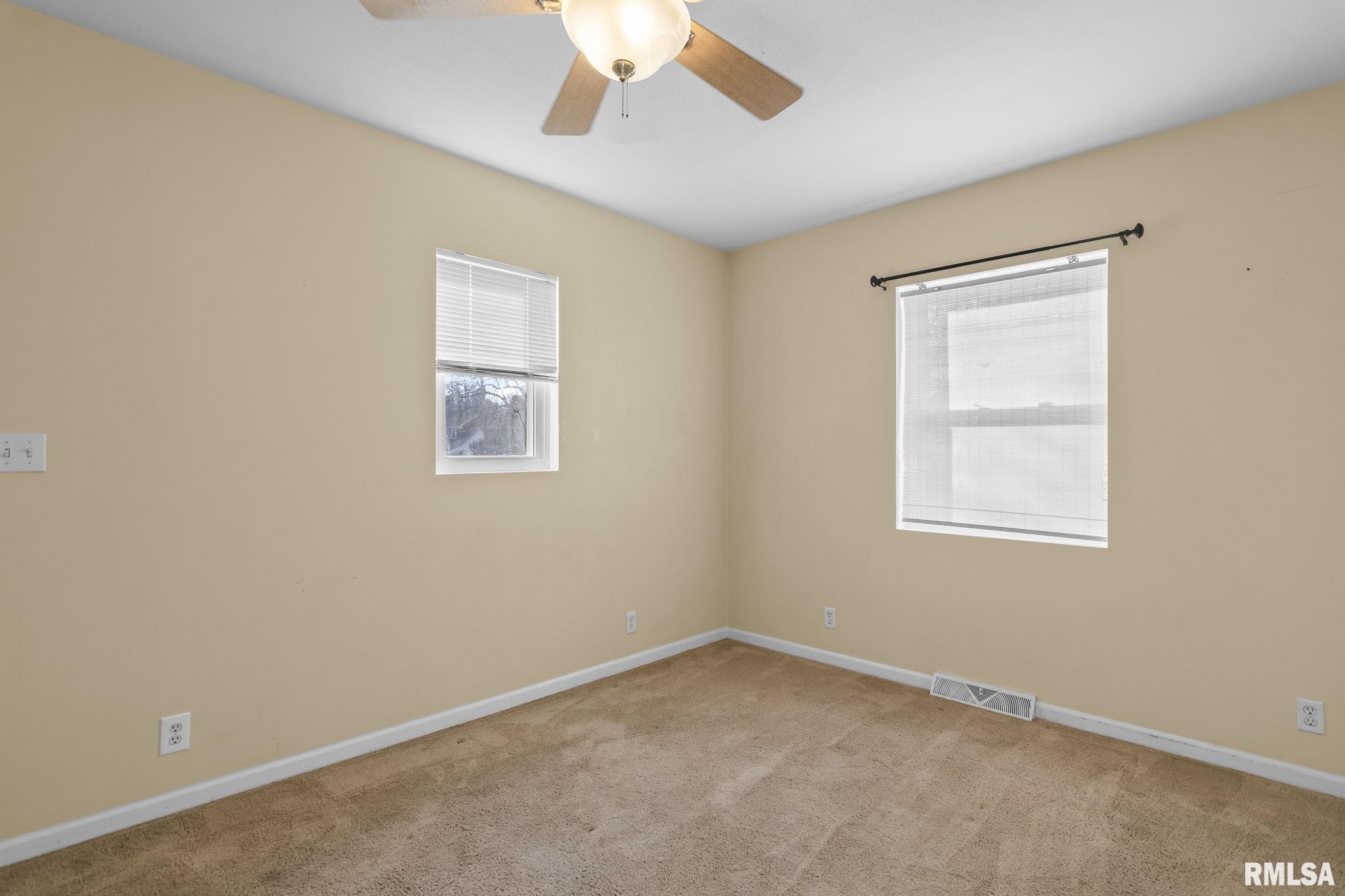 2029 South Walnut Street Springfield, IL 62704 - Photo 16 of 37