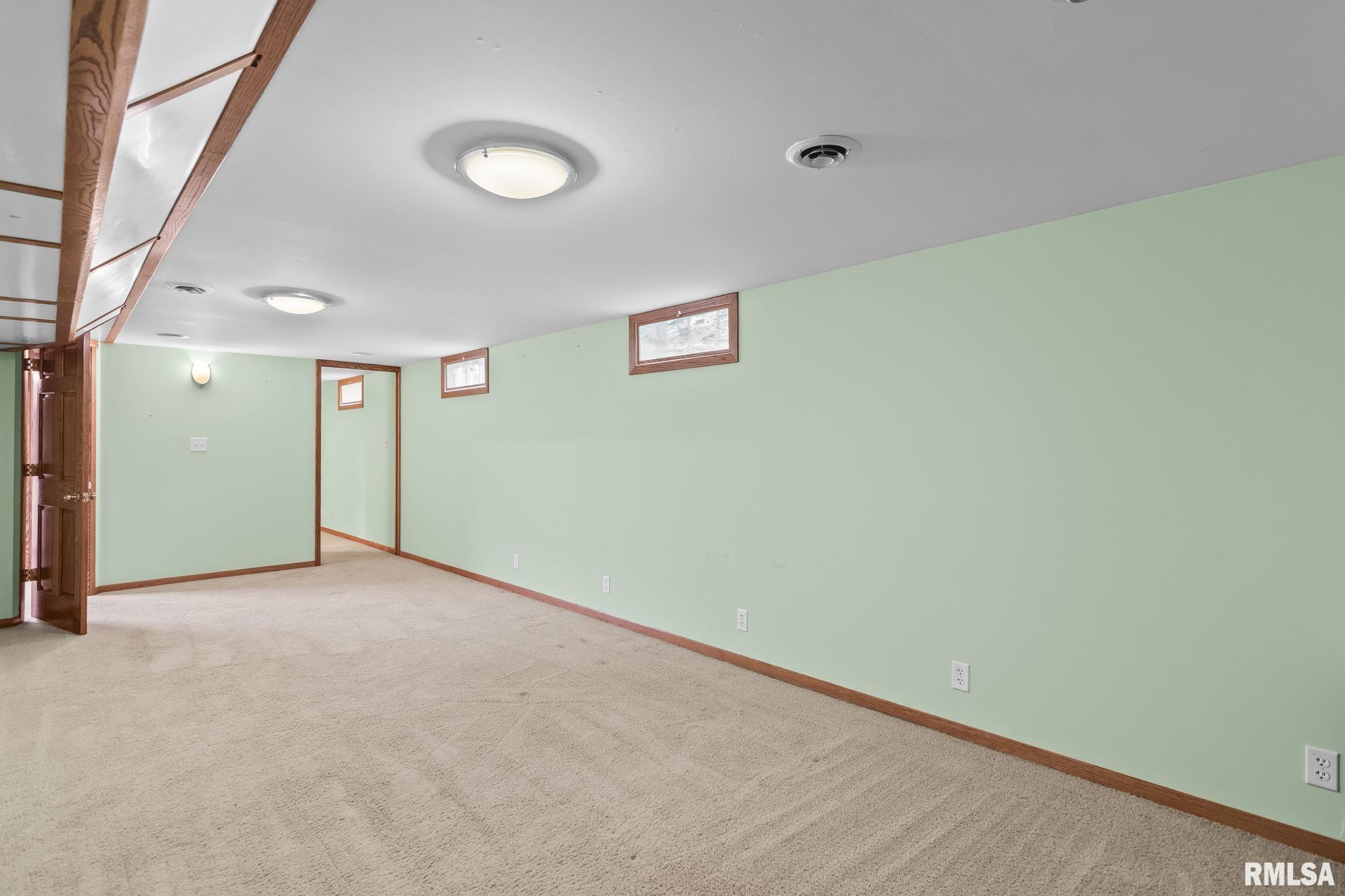 2029 South Walnut Street Springfield, IL 62704 - Photo 27 of 37