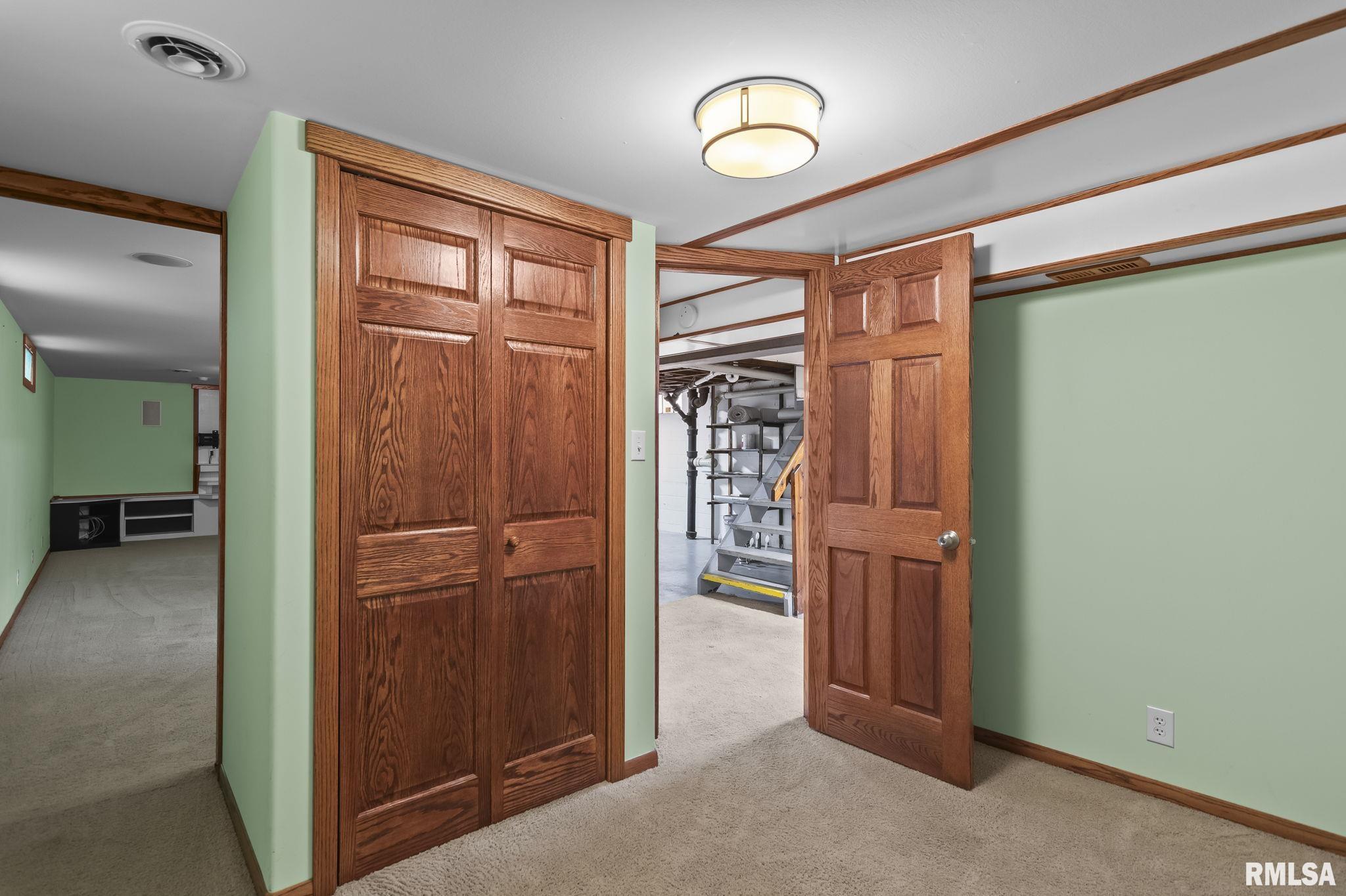 2029 South Walnut Street Springfield, IL 62704 - Photo 28 of 37