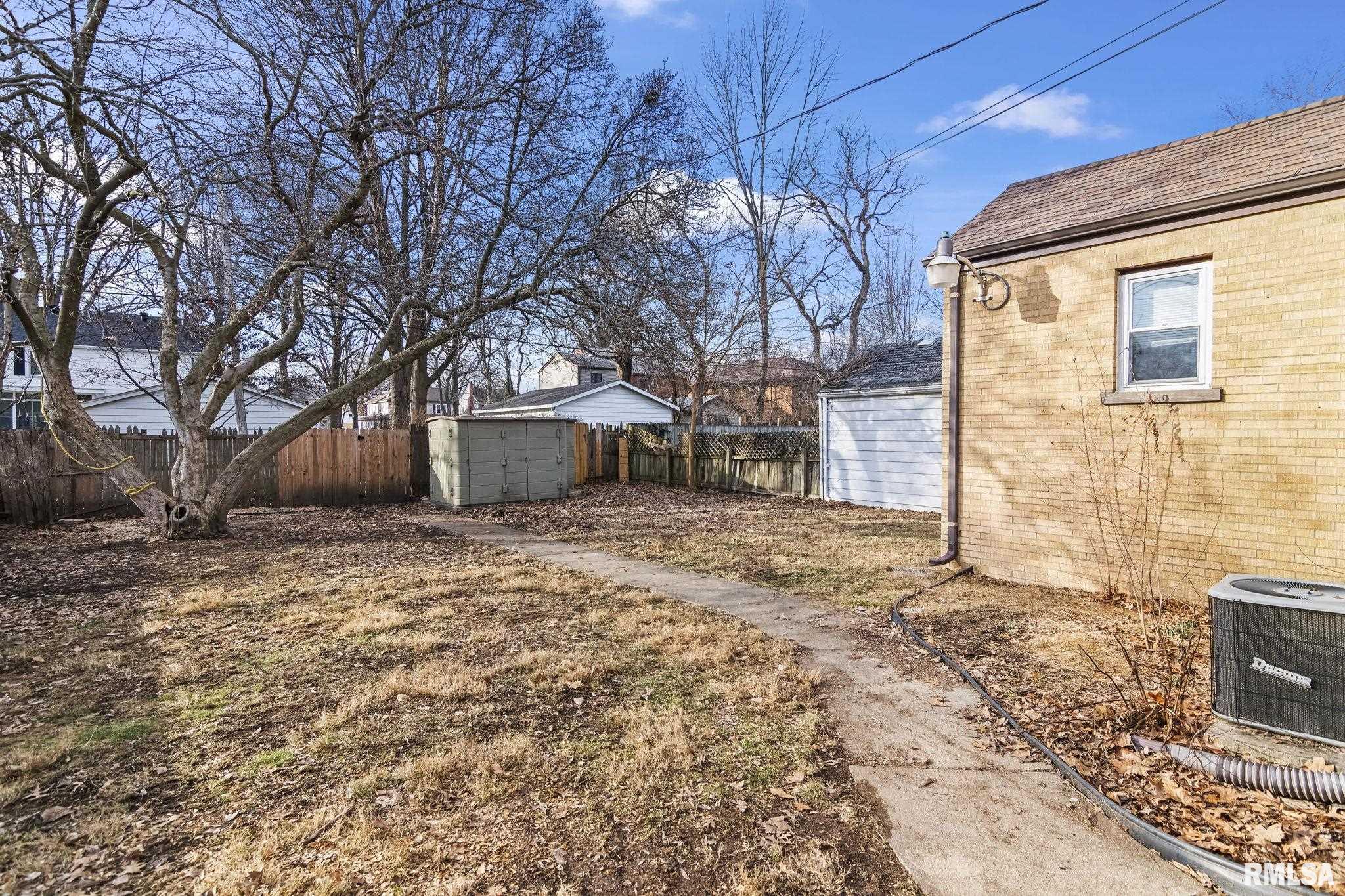 2029 South Walnut Street Springfield, IL 62704 - Photo 34 of 37