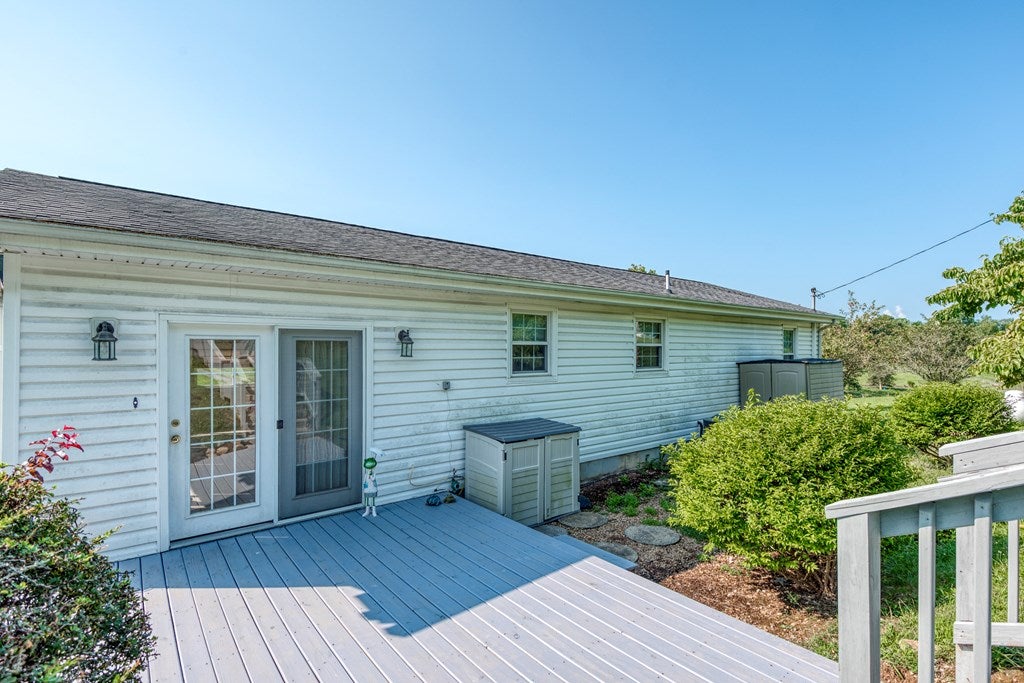 35637 Widener Valley Road Glade Spring, VA 24340 - Photo 20 of 26 Gallery Image 20