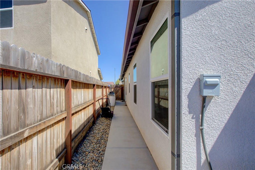 626 Heitz Court Merced, CA 95348 - Photo 12 of 59