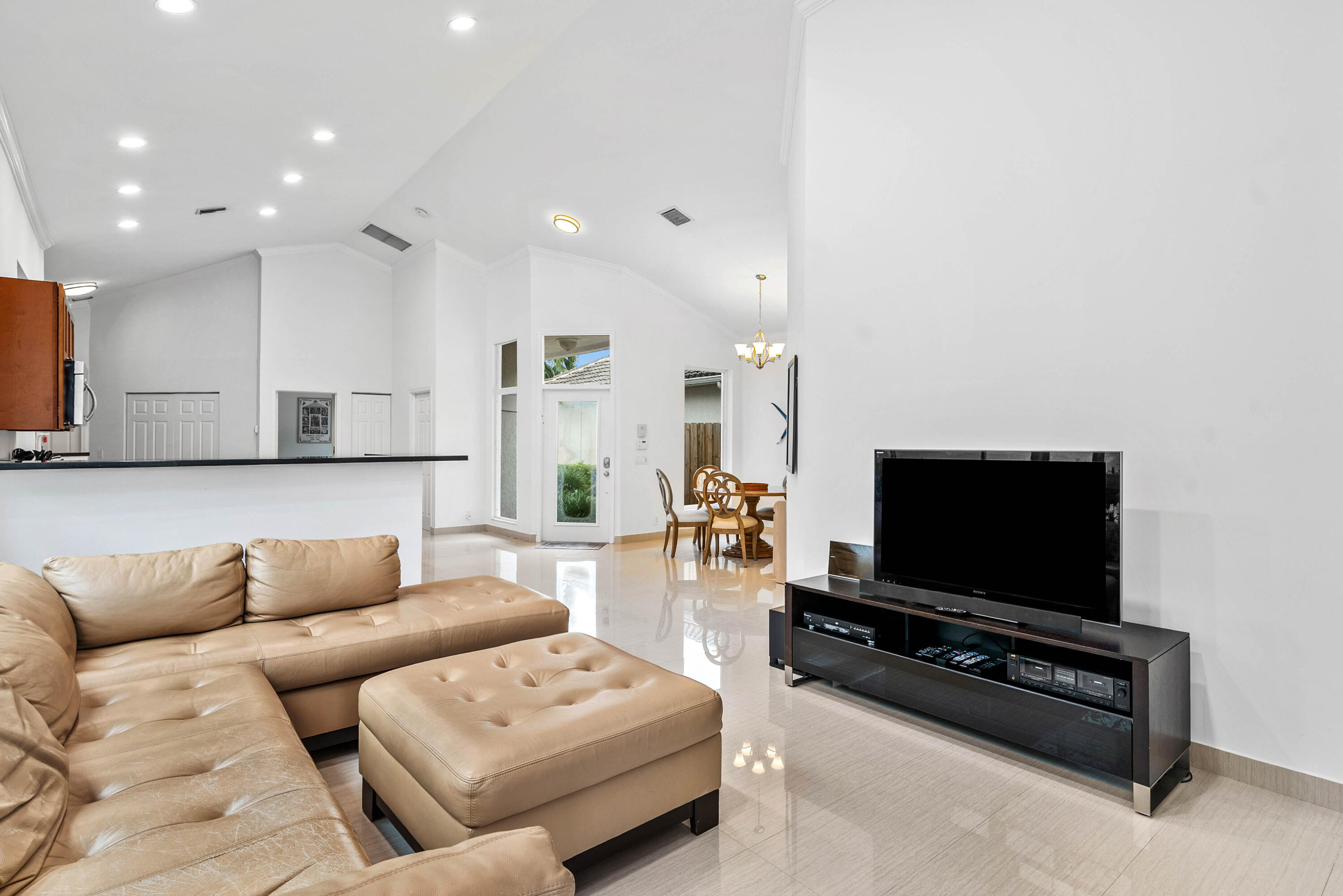 2469 Northwest 66th Drive Boca Raton, FL 33496 - Photo 16 of 32 Living room