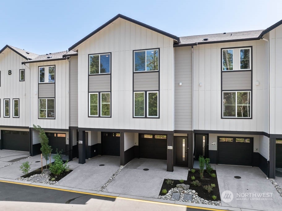 16124 Cascadian Way, Unit H2 Bothell, WA 98012 - Photo 1 of 24 Gallery Image 1