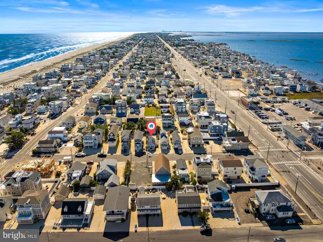 $999,000 | 12 East Winifred Avenue, Long Beach Township, NJ 08008