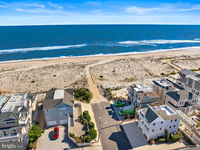 $999,000 | 12 East Winifred Avenue, Long Beach Township, NJ 08008