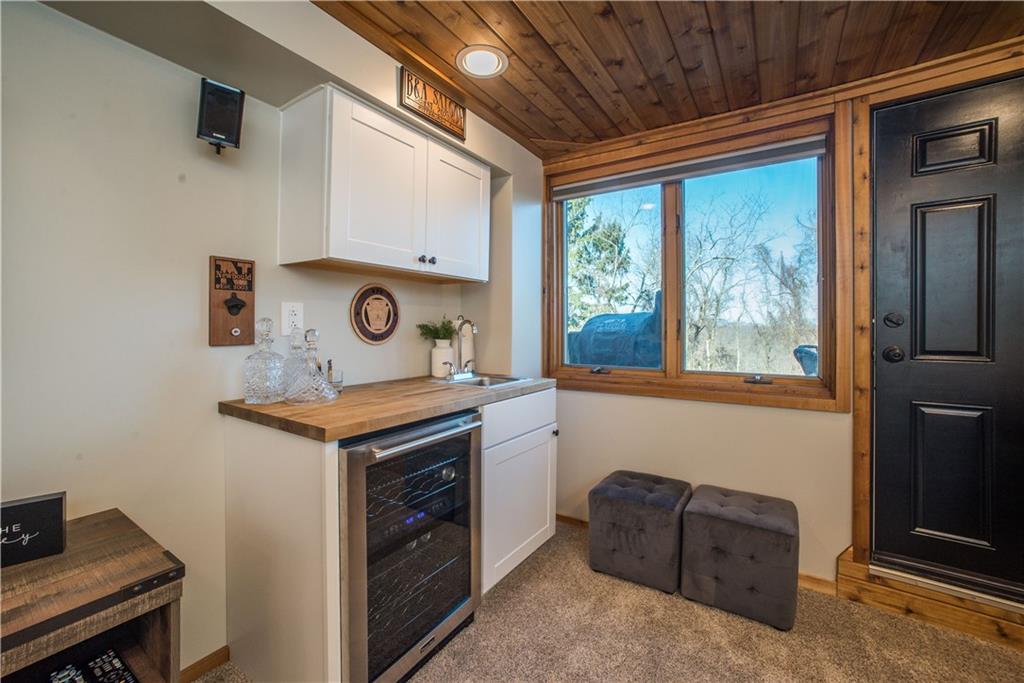 644 Greenlee Road Pittsburgh, PA 15227 - Photo 20 of 25 Gallery Image 20