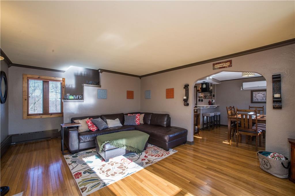 644 Greenlee Road Pittsburgh, PA 15227 - Photo 3 of 25 Gallery Image 3