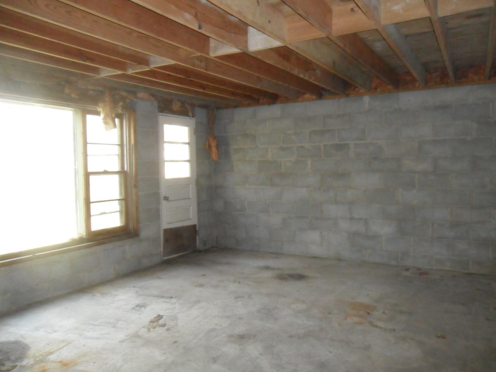 14259 Viaduct Road Copemish, MI 49625 - Photo 14 of 16 1819475-13.JPG
