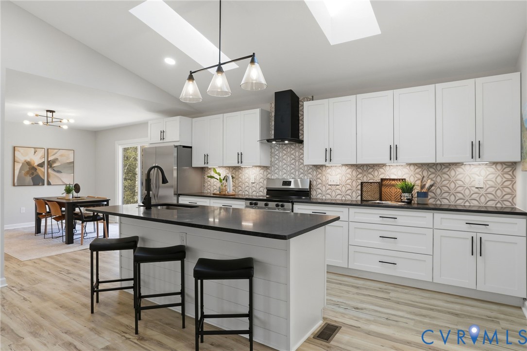 3905 Lords Lane Henrico, VA 23231 - Photo 8 of 29