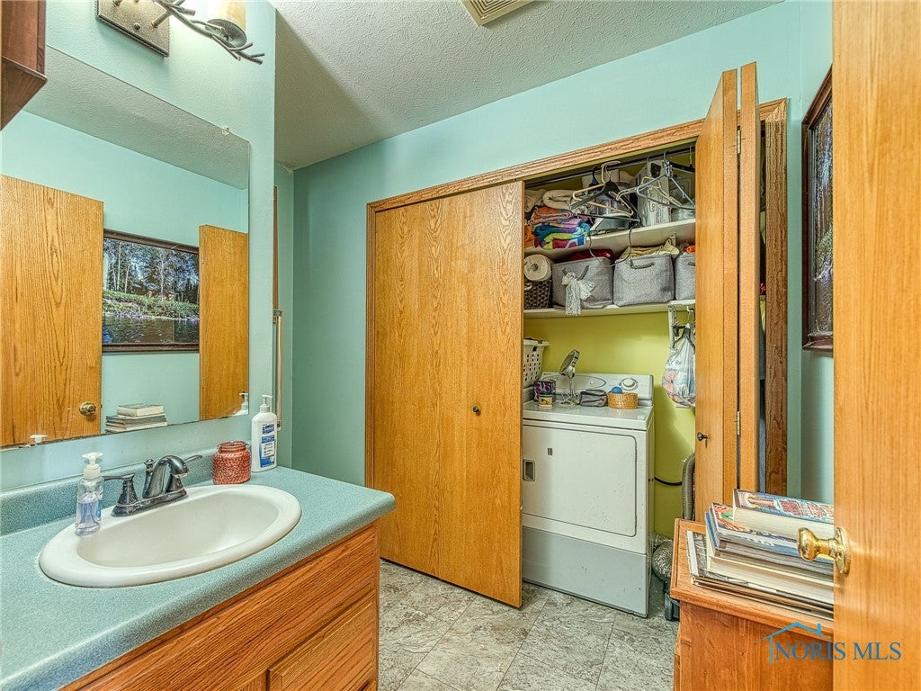 7130 Cedar Point Road Oregon, OH 43616 - Photo 18 of 50 Gallery Image 18