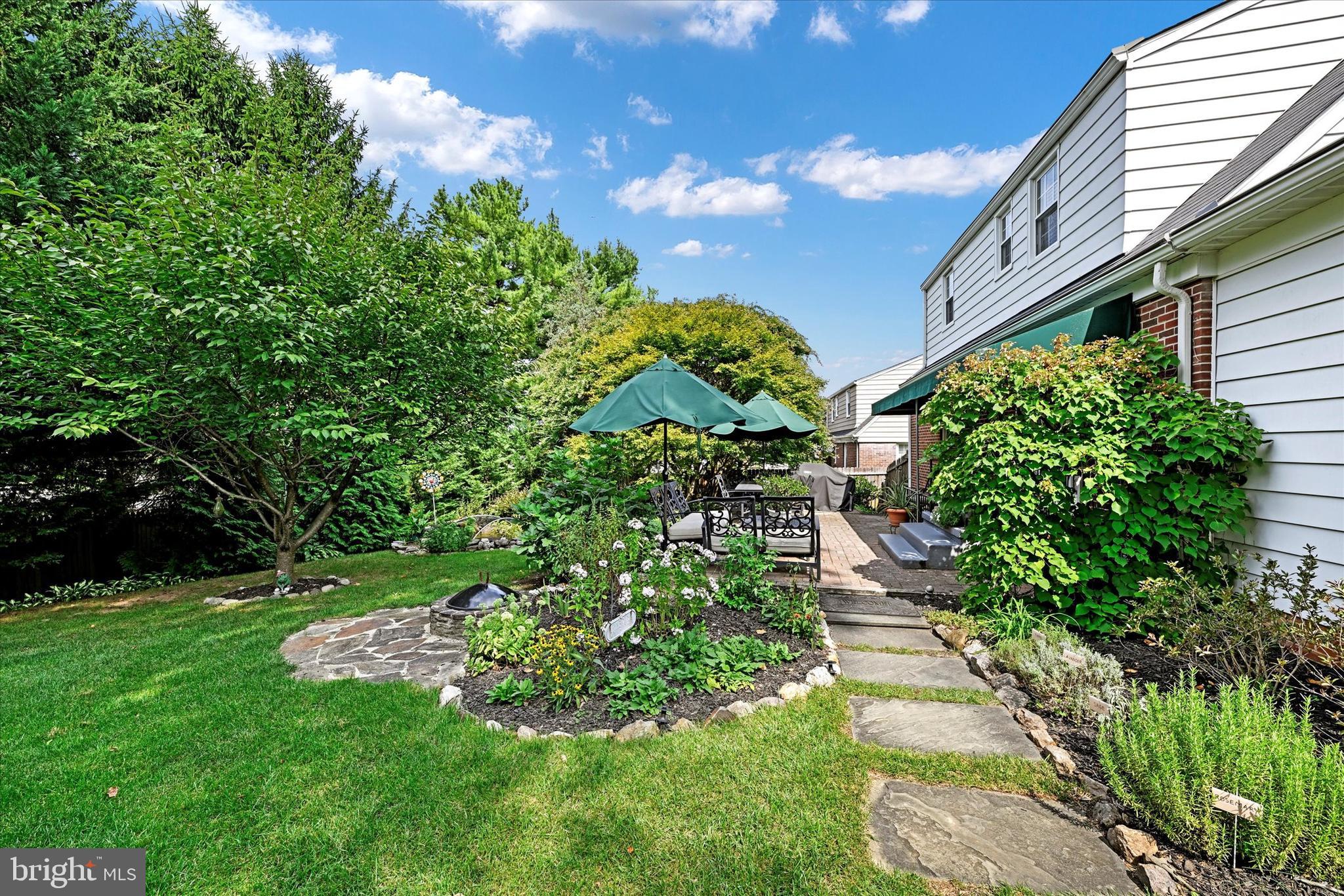 1840 Locust Ridge Road Lutherville-Timonium, MD 21093 - Photo 30 of 39 Perfect yard for entertaining