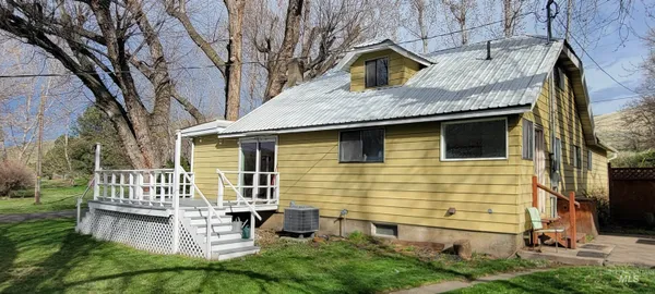 $395,000 | 426 Highway 12, Pomeroy, WA 99347