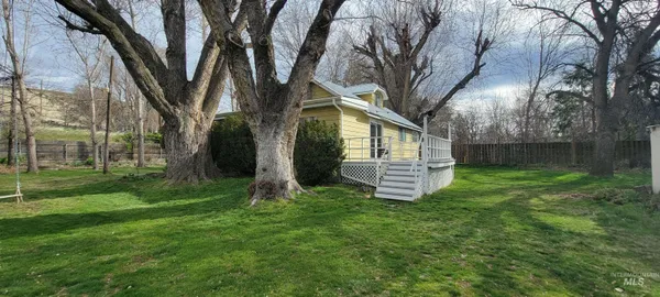 $395,000 | 426 Highway 12, Pomeroy, WA 99347