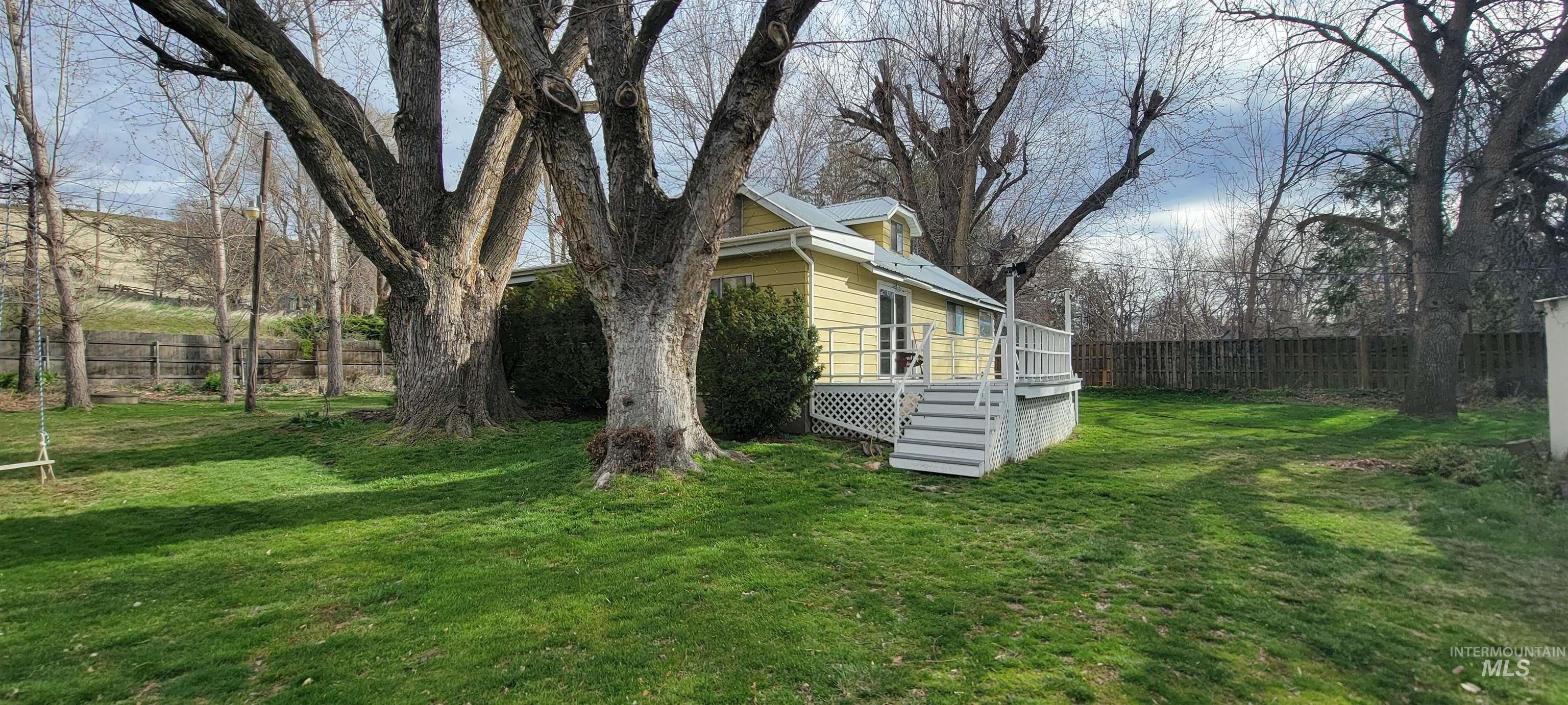 426 Highway 12 Pomeroy, WA 99347 - Photo 3 of 31