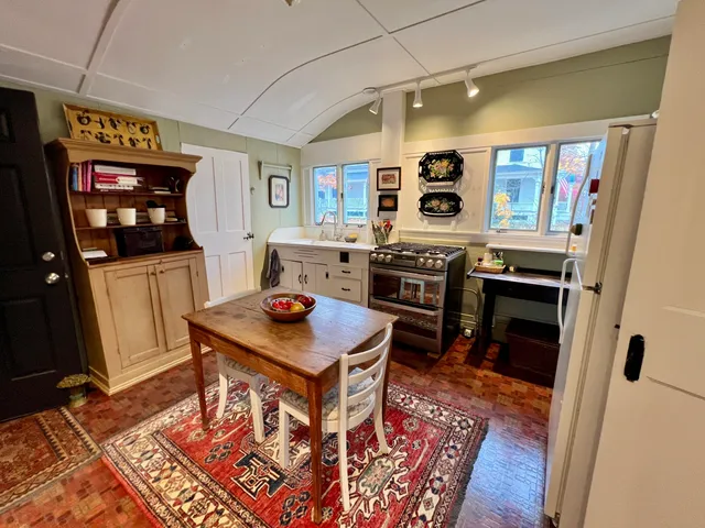 $424,900 | 48 Lincoln Street, Paris, ME 04271