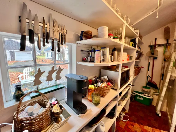 $399,900 | 48 Lincoln Street, Paris, ME 04271