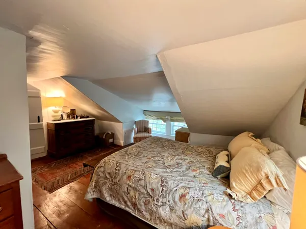 $399,900 | 48 Lincoln Street, Paris, ME 04271