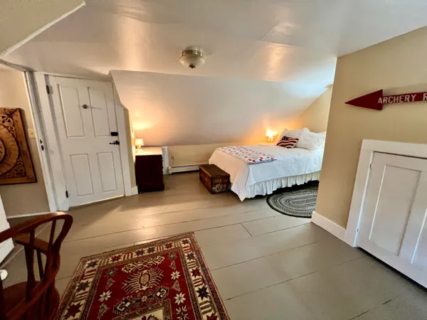 $399,900 | 48 Lincoln Street, Paris, ME 04271