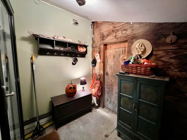 $399,900 | 48 Lincoln Street, Paris, ME 04271