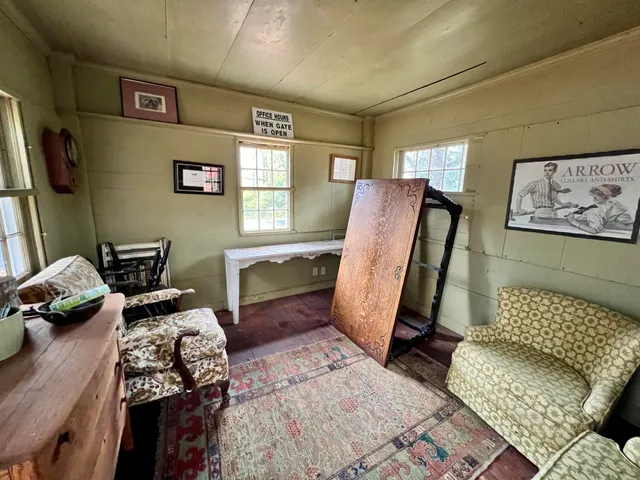 $424,900 | 48 Lincoln Street, Paris, ME 04271