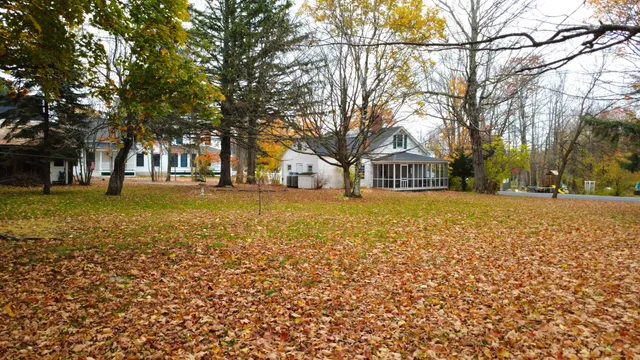 $424,900 | 48 Lincoln Street, Paris, ME 04271