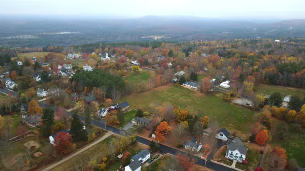 $399,900 | 48 Lincoln Street, Paris, ME 04271