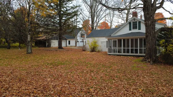 $399,900 | 48 Lincoln Street, Paris, ME 04271