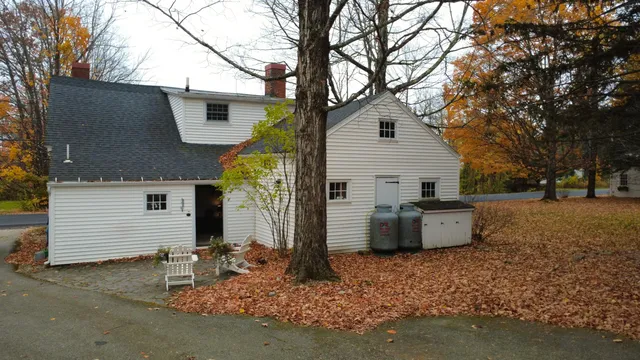 $424,900 | 48 Lincoln Street, Paris, ME 04271