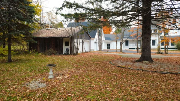 $399,900 | 48 Lincoln Street, Paris, ME 04271