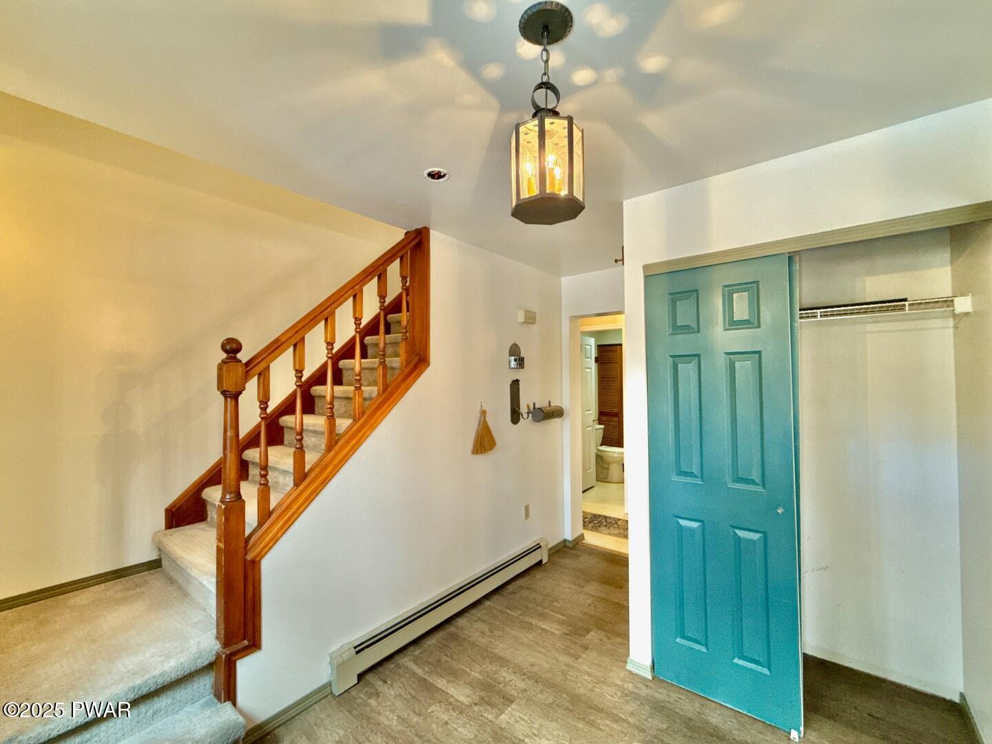 101 Daniels Road Hawley, PA 18428 - Photo 12 of 74 10-Entryway