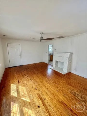 $1,800 | 2311 Atlantic Avenue, Savannah, GA 31401
