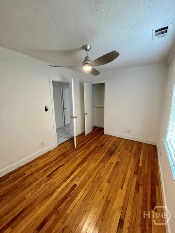 $1,800 | 2311 Atlantic Avenue, Savannah, GA 31401