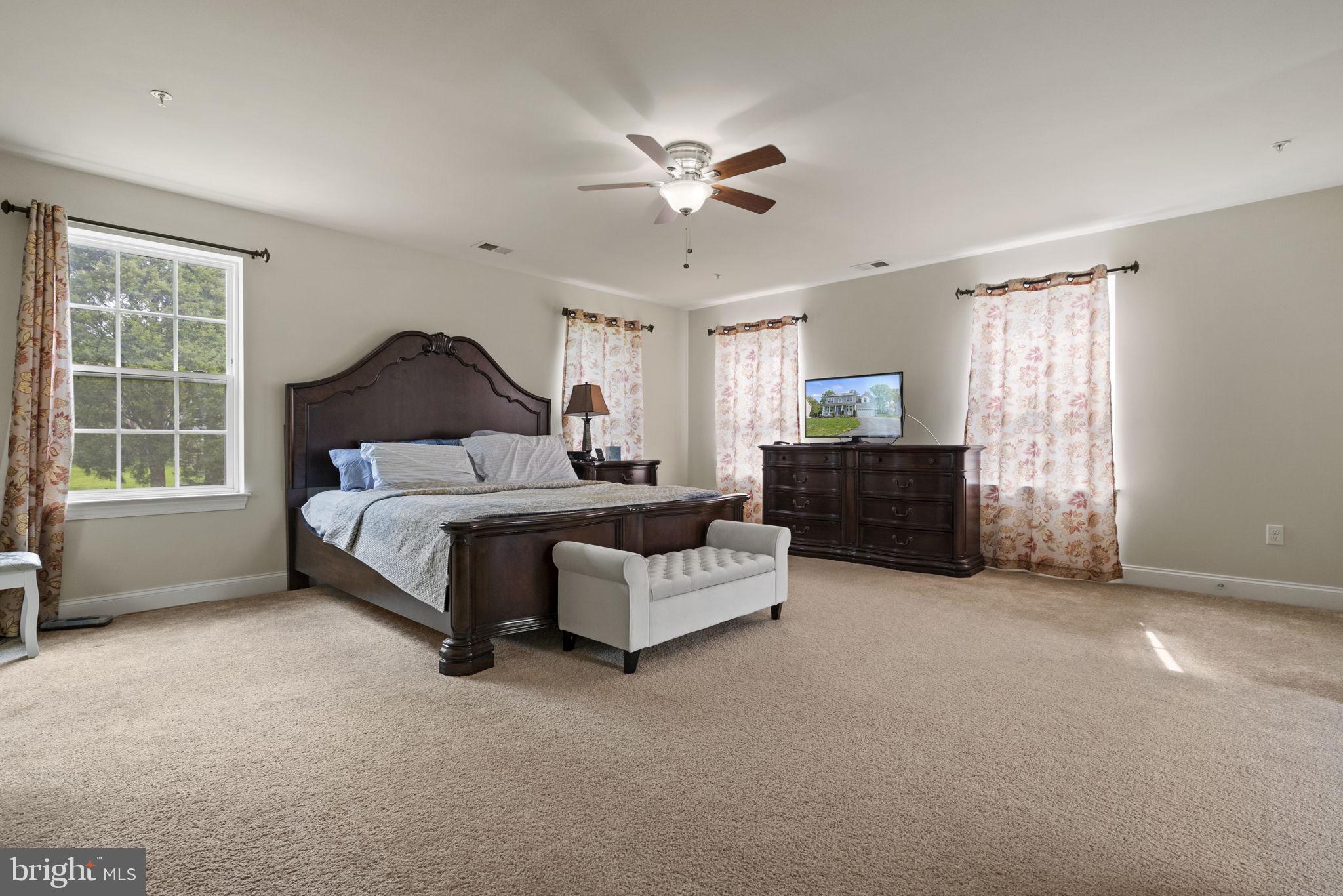 10490 Stansfield Road Laurel, MD 20723 - Photo 17 of 36 Huge Primary bedroom!
