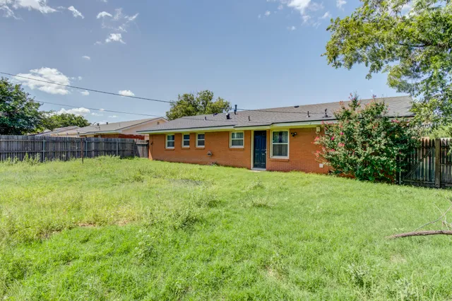 $160,000 | 409 Bangor Avenue, Lubbock, TX 79416